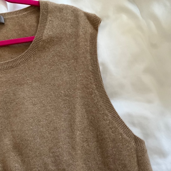 Cashmere by Charter Club Women’s Tan sleeveless Cardigan Size XL - Picture 4 of 4